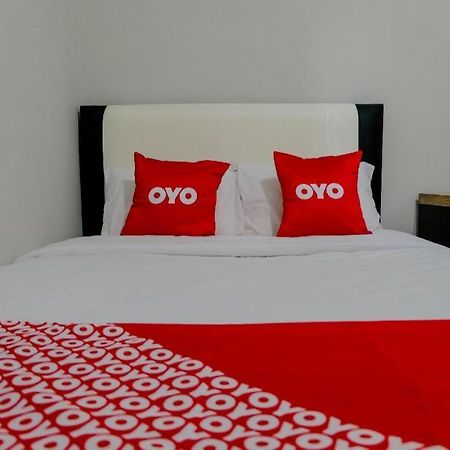 Oyo1475厄玛贾瓦家庭公寓 Jembel 外观 照片